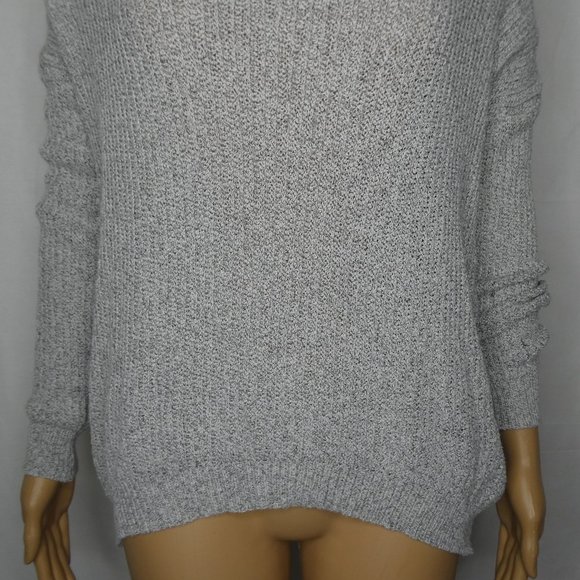 Brandy Melville Lance Pullover Sweater V Neck OS - Picture 3 of 6